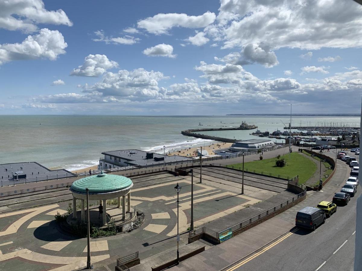 Beach View Apartment - Top Floor Sea View Ramsgate Exterior foto