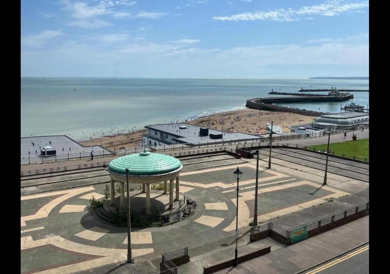 Beach View Apartment - Top Floor Sea View Ramsgate Exterior foto